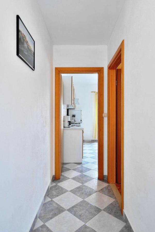 Apartments Katarina Bol Exterior photo