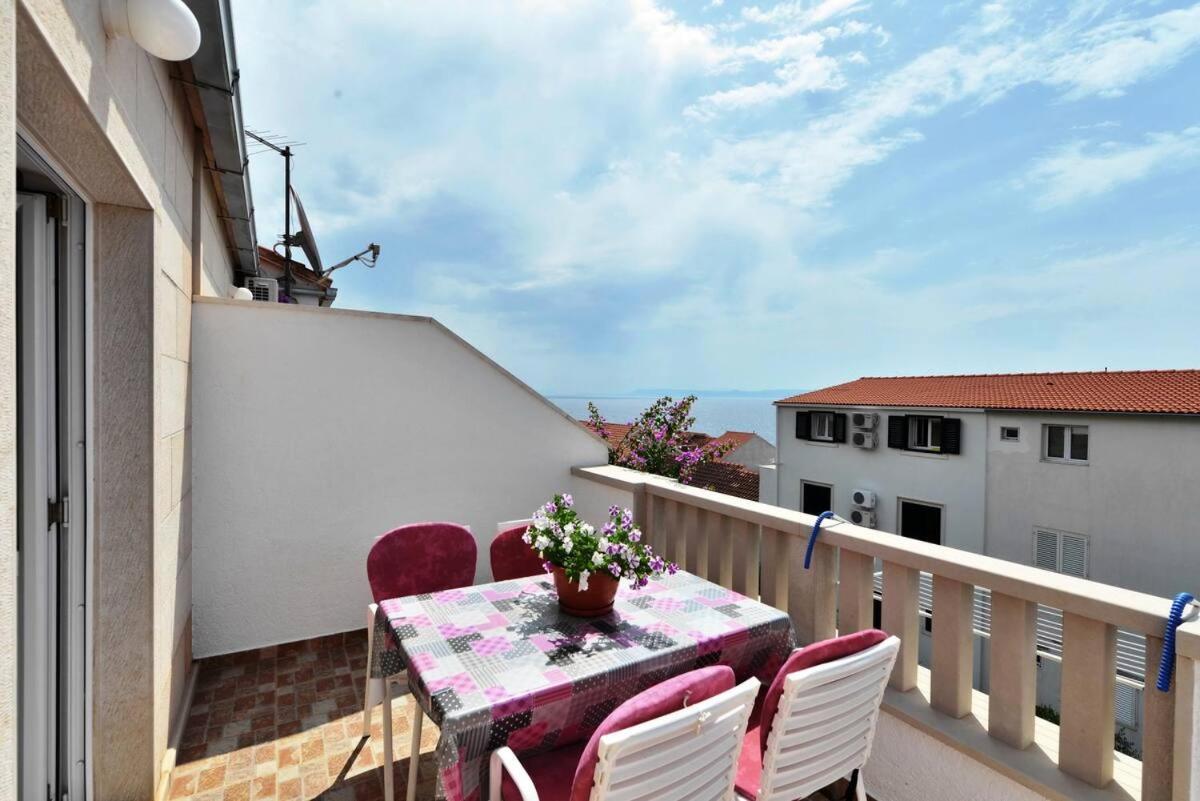 Apartments Katarina Bol Exterior photo