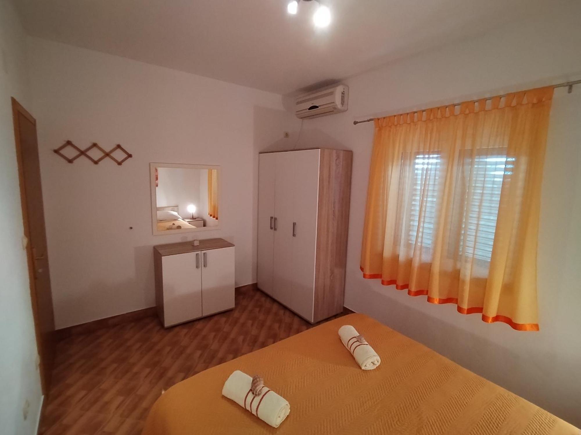 Apartments Katarina Bol Exterior photo